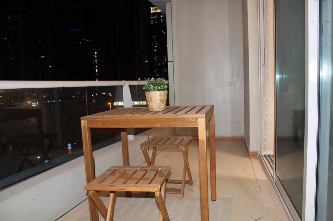 Newly Furnished Cozy 1 Bedroom Apartment Close To Jbr Beach And Metro Dubai Dış mekan fotoğraf